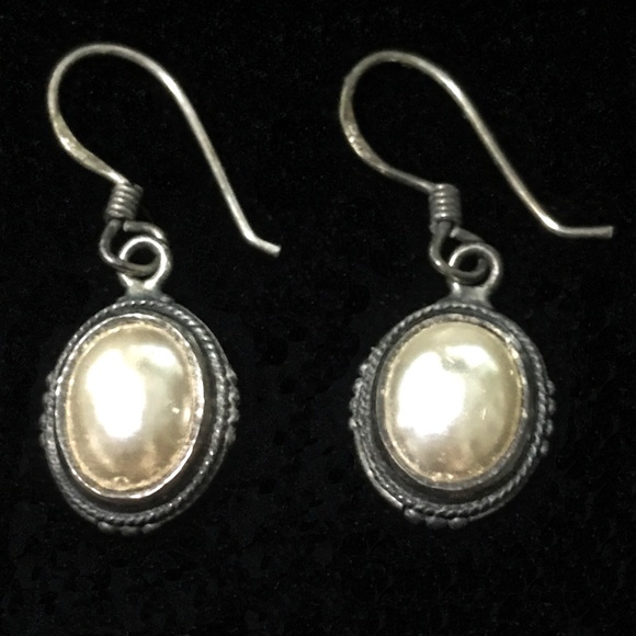 Antique Earrings - Picture 1 of 1